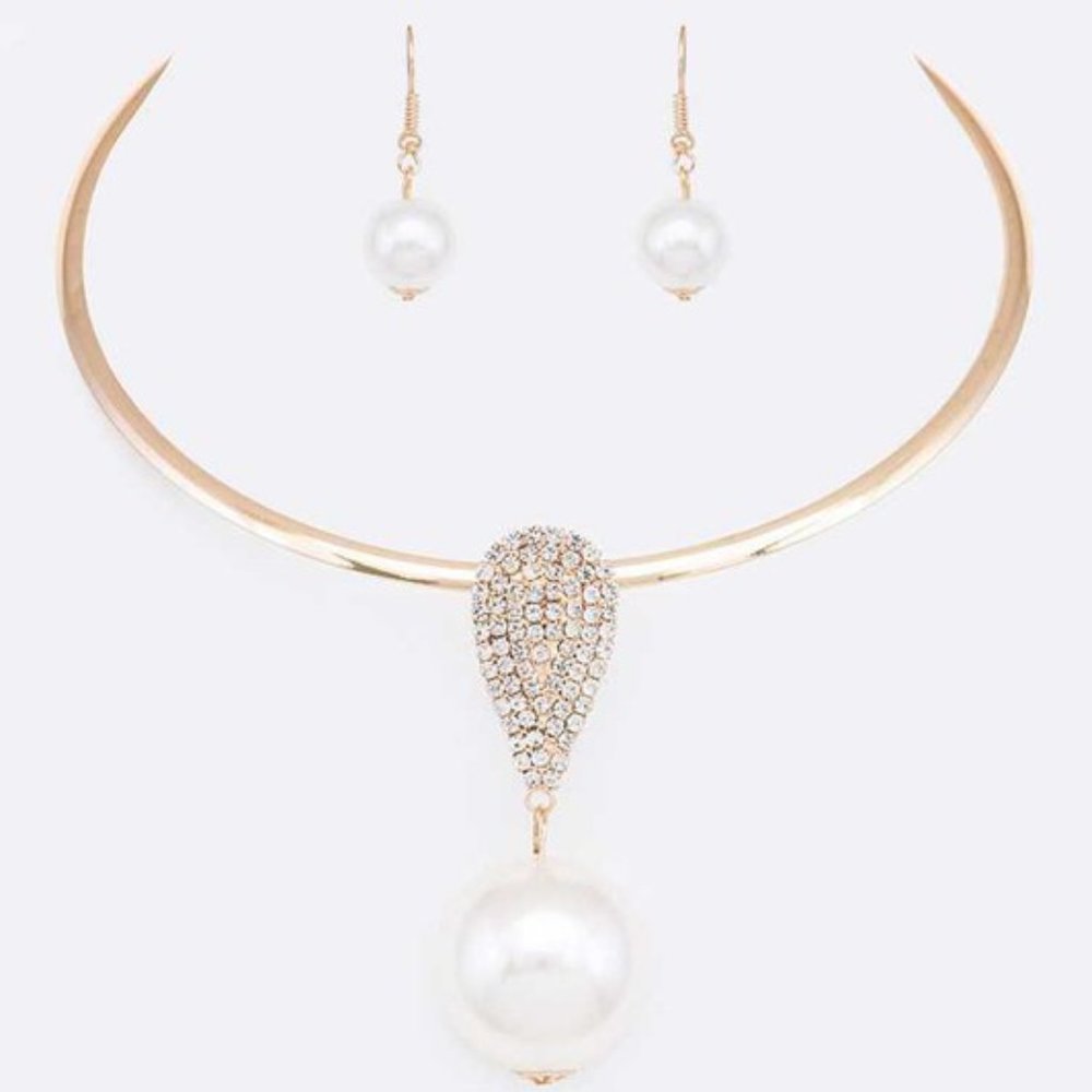 Women's Pearl Drop Statement Necklace Set
